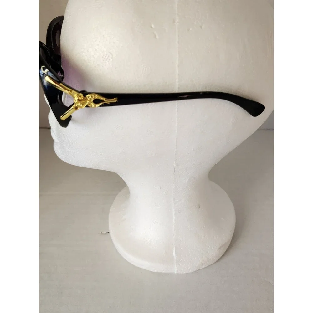 Sunglasses With Cat Design